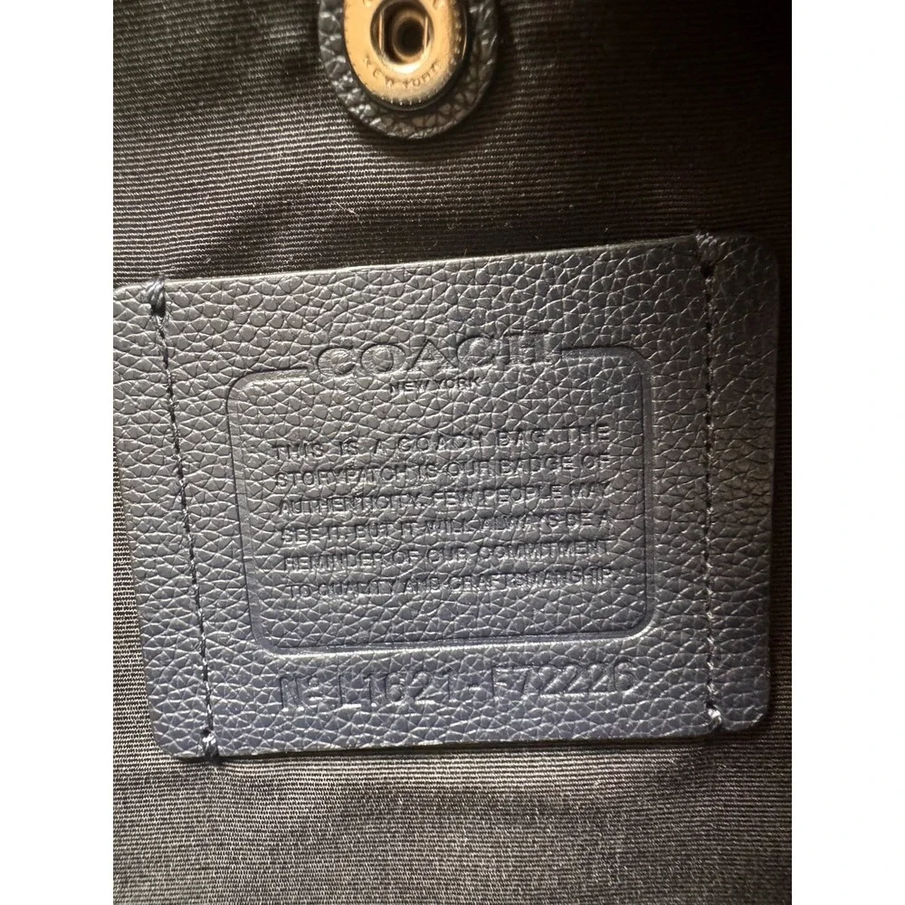 Leather Coach Navy ~ Black Blue Stripes ~ Shoulder Sling Bag Great Style F722226
